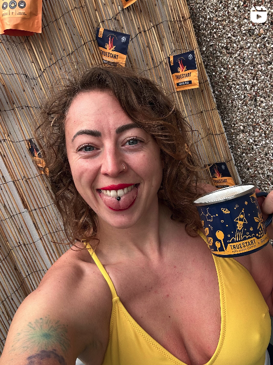 IT'S TIME TOWAKE UP & DIVE IN!